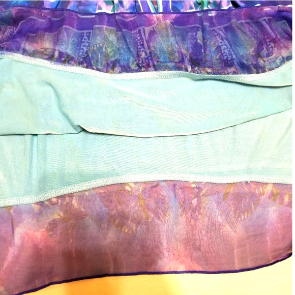 Live and let live Womens Top PM Petite Medium Blue Purple Butterfly Cap Sleeve - Picture 12 of 12